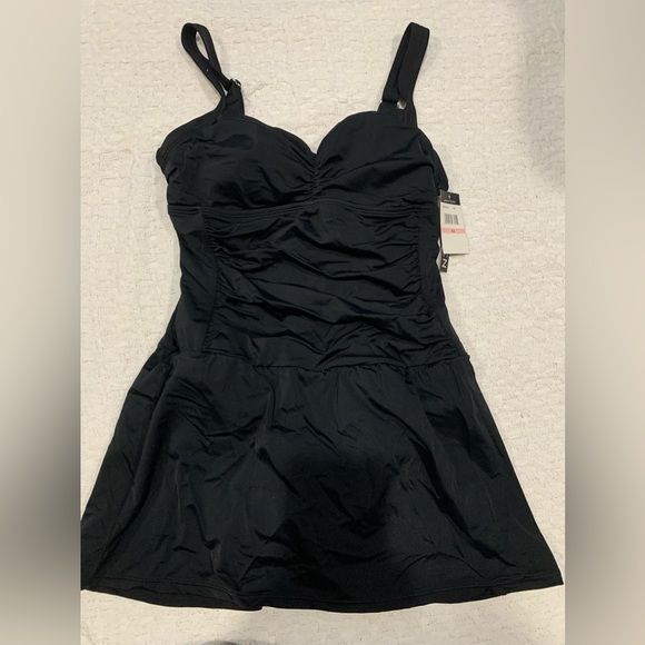 Jantzen Swim Nwt Jantzen Tummy Control Black One Piece Bathing Suit